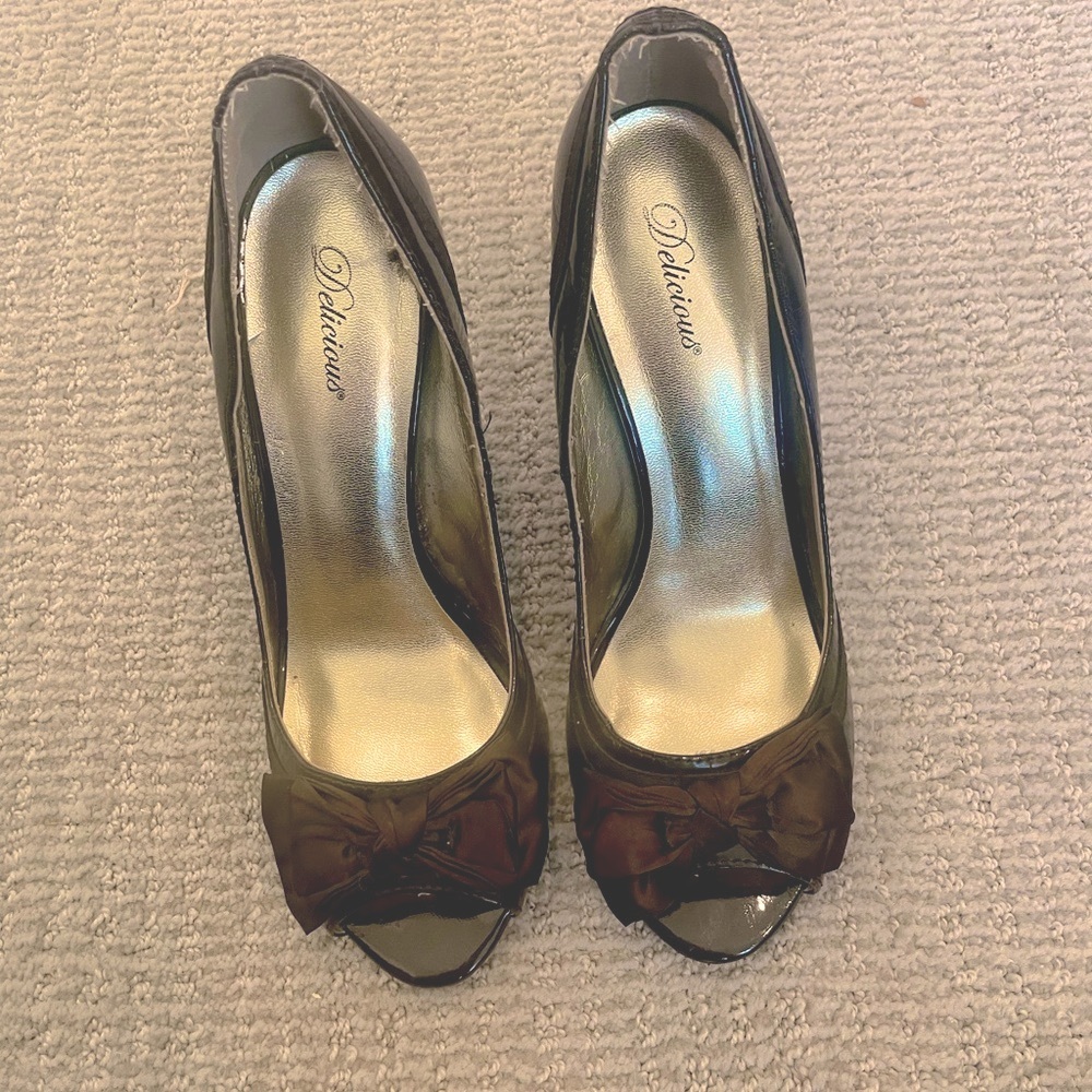 Delicious 4” Brown High Heels
